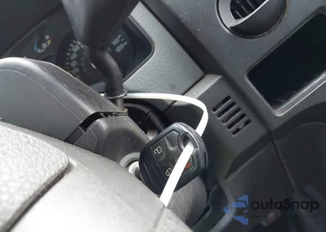 2013 Ford F-150 Stx из США, поврежденный, VIN 1FTFX1CF1DKD63283